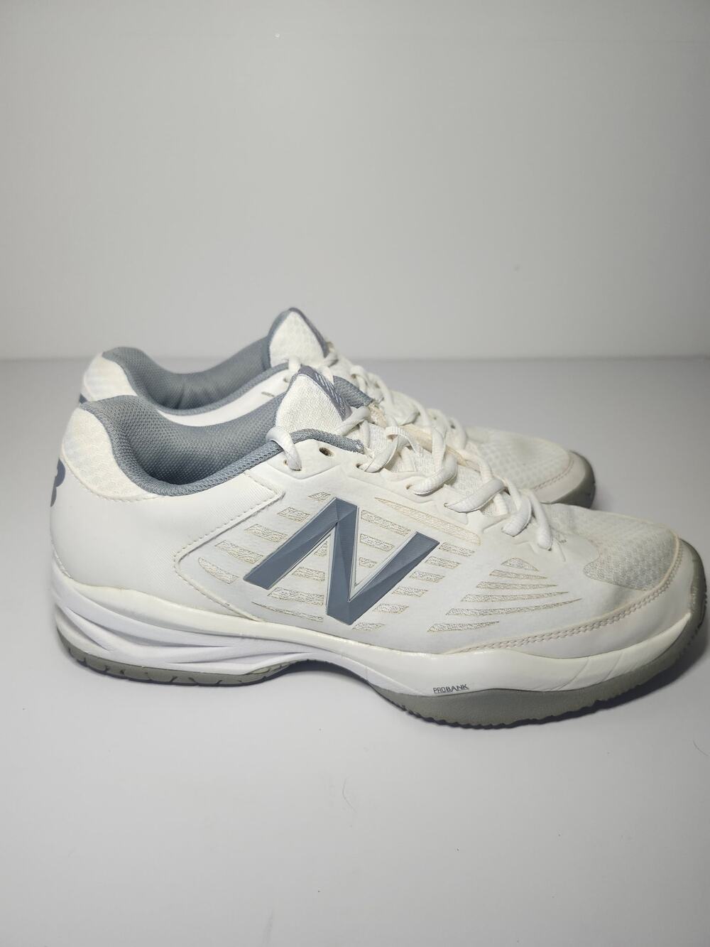 New Balance Women’s 896 Court Shoes White Grey Sz 10 Lace Up Athletic Support